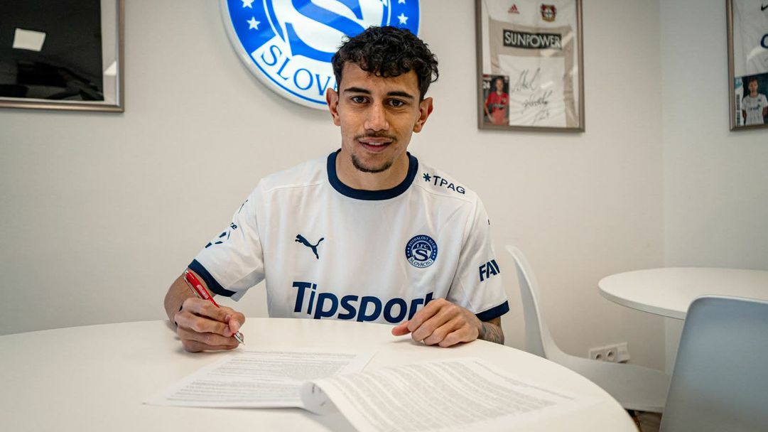 Юношески национал подписа първи професионален договор в Чехия