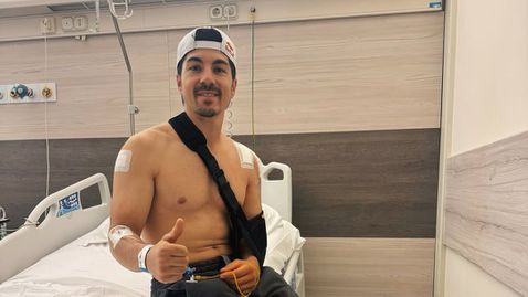 Маверик Винялес беше опериран успешно в Италия