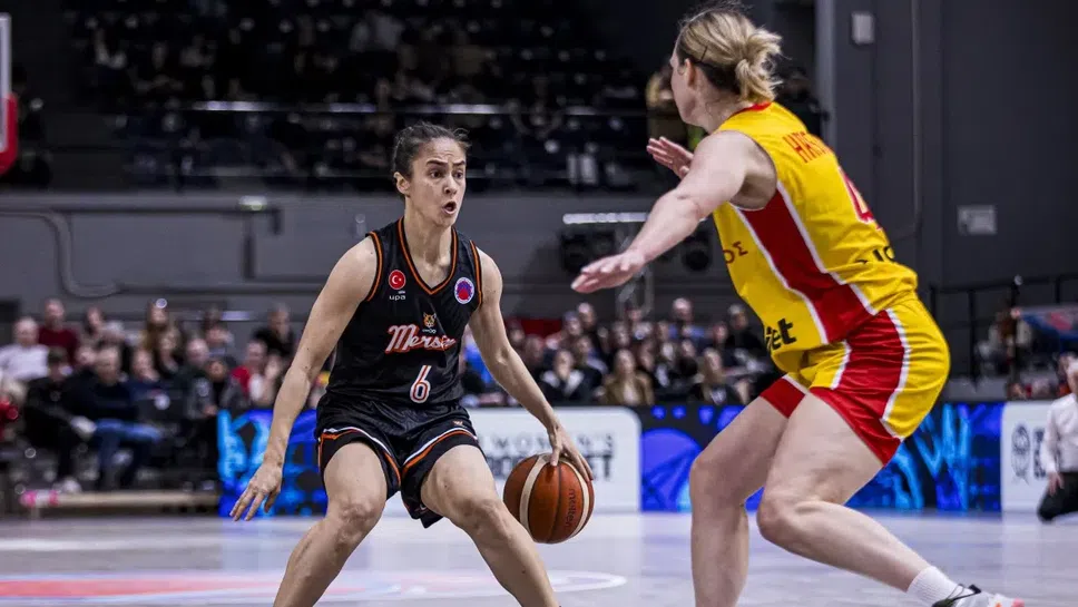 Борислава Христова и Атинайкос загубиха у дома от Мерсин в първата среща от финала на Еврокъп