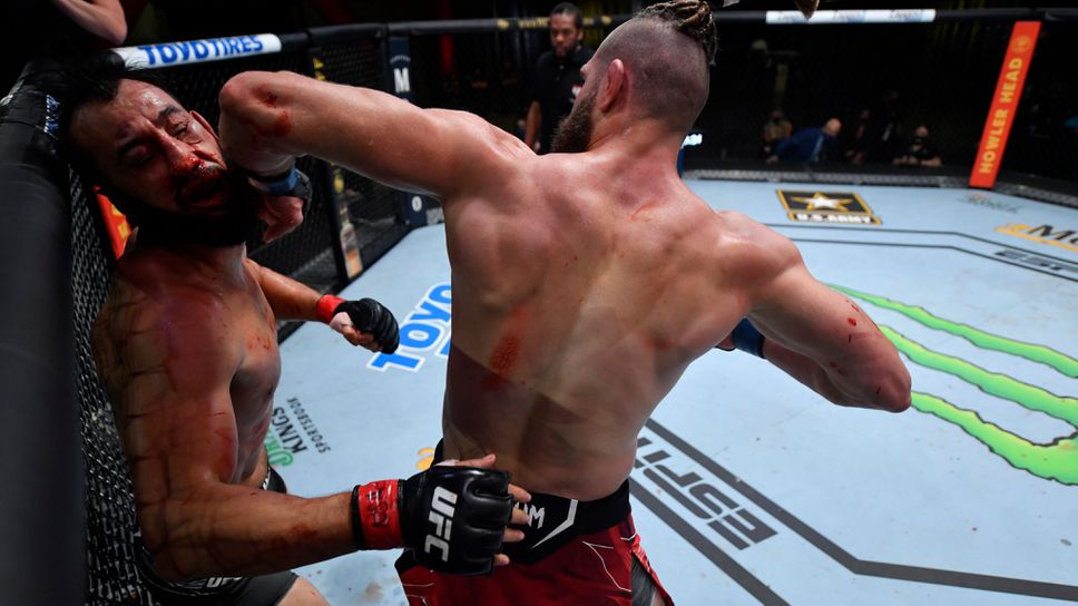 Ижи Прохазка с феноменален нокаут срещу Доминик Рейес (видео)