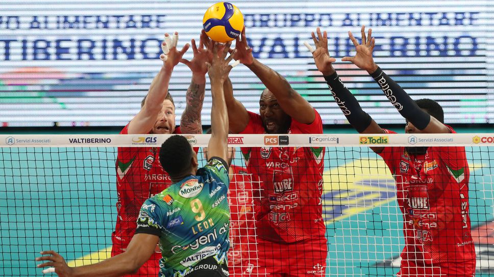 Робертланди Симон заби 20 точки! Лубе обърна Перуджа във Финал №1 в Италия 🏐