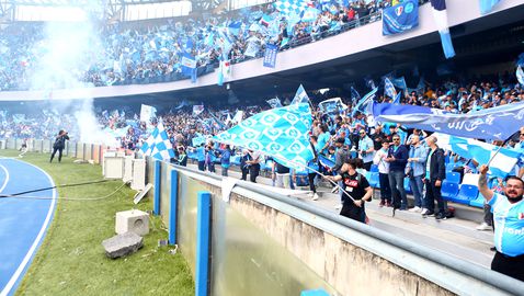  Наполи ще инсталира два великански екрана на стадион 