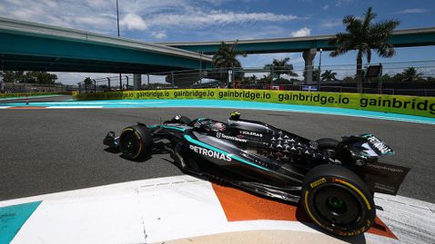  Тото Волф още веднъж желае Мерцедес да се поучи от Макларън 