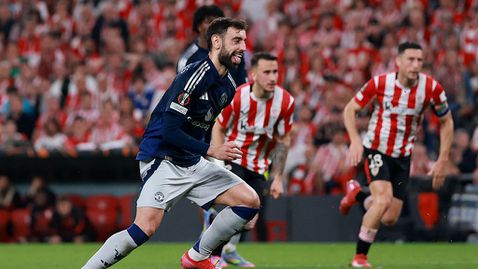  Бруно Фернандеш отбрани съдията и изясни на публицистите за какво е бил показан червен картон 