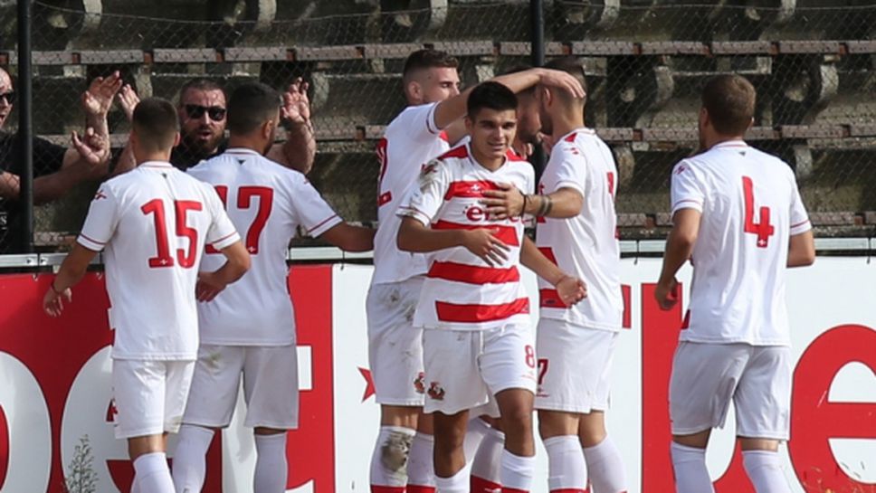 Бивш халф на Беласица дебютира с два гола в Гърция