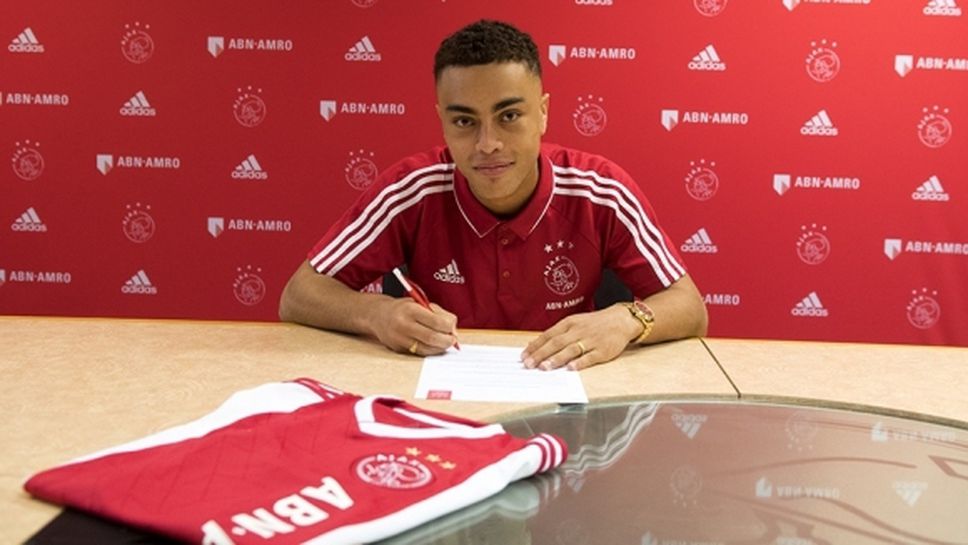 Защитник на Аякс избра САЩ