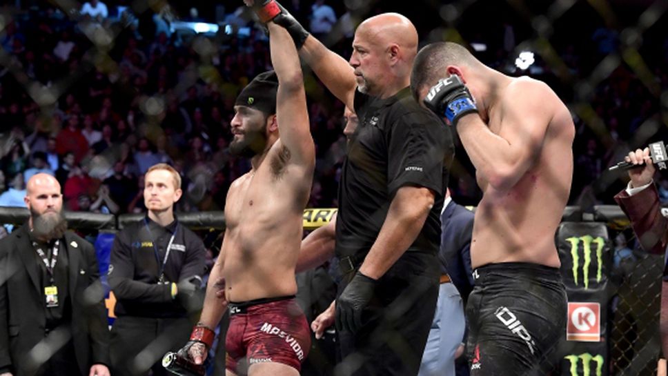Лекар развали страховитата битка за колана "най-големия гадняр" на UFC 244 (видео + галария)