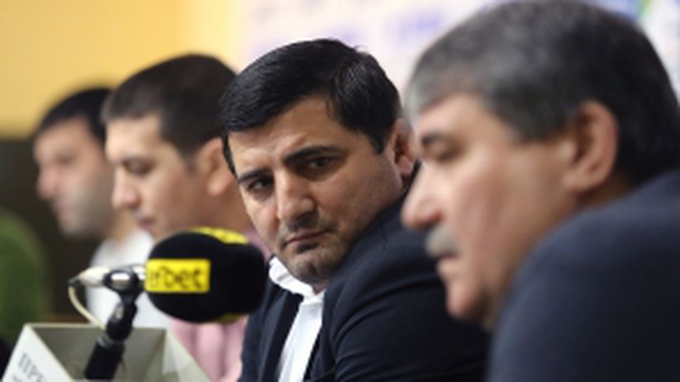 Пресконференция за предстоящият турнир "Дан Колов - Никола Петров" в Русе