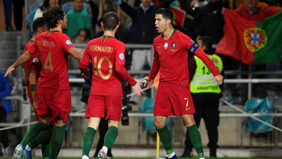 Хеттрик на Кристиано Роналдо за 6:0 доближи Португалия до голямата цел (видео)