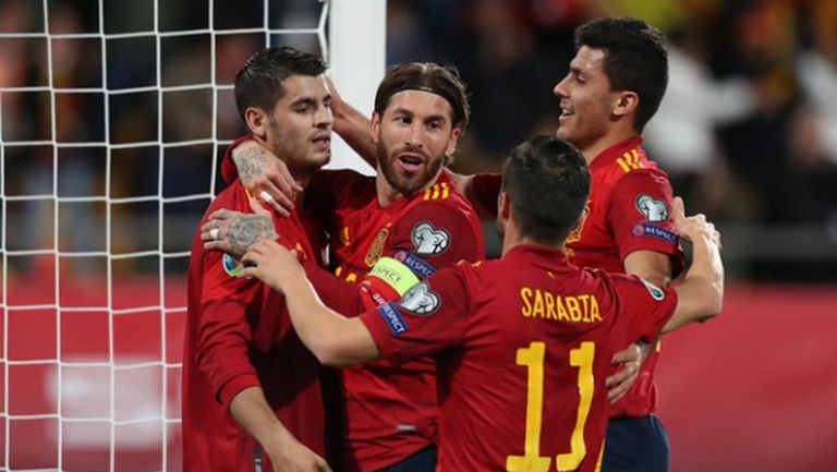 Испания разнищи Малта, двама дебютанти сред голмайсторите