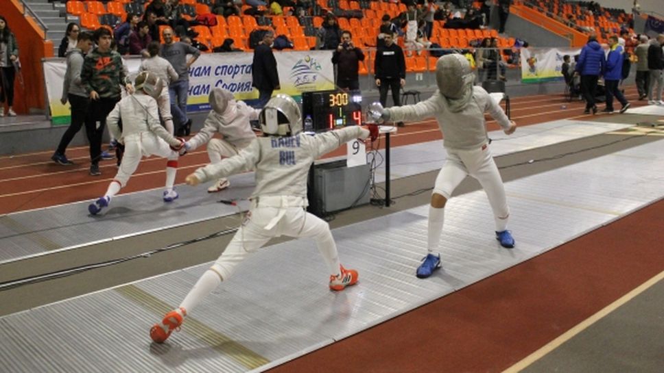 Калина Атанасова с бронз при момичетата до 14 години на "Сабята на Етрополски"