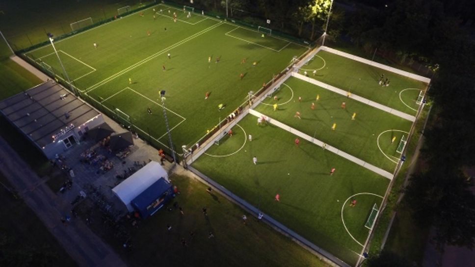 Два български отбора на Европейското по минифутбол в Амстердам!