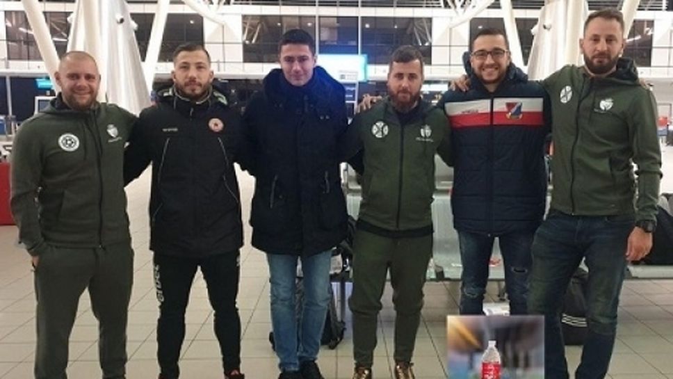 Петима млади български треньори заминаха на специализация в Ливърпул