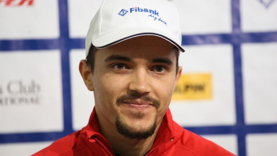 Алберт Попов е със стартов №21 в първия слалом за сезона