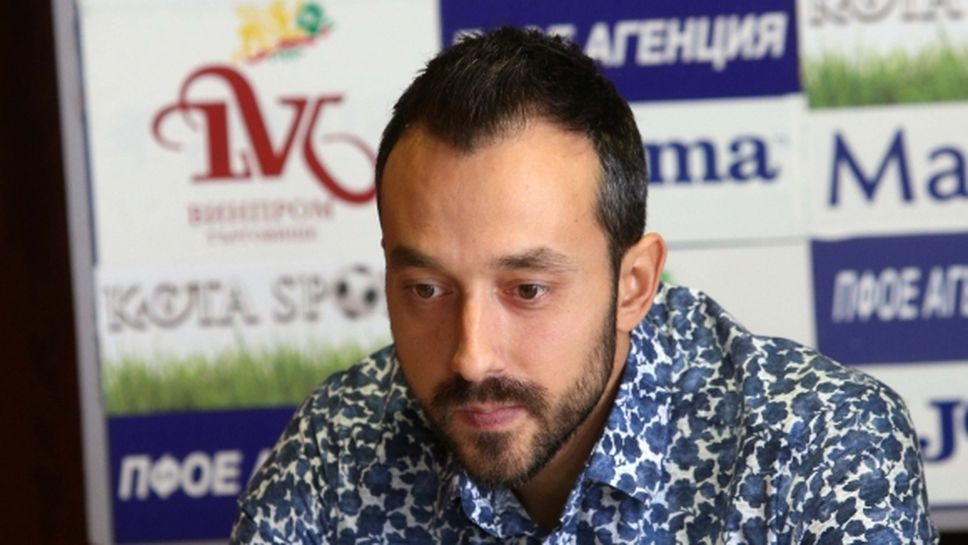 Наш агент: В Европа не броят българските футболисти за живи