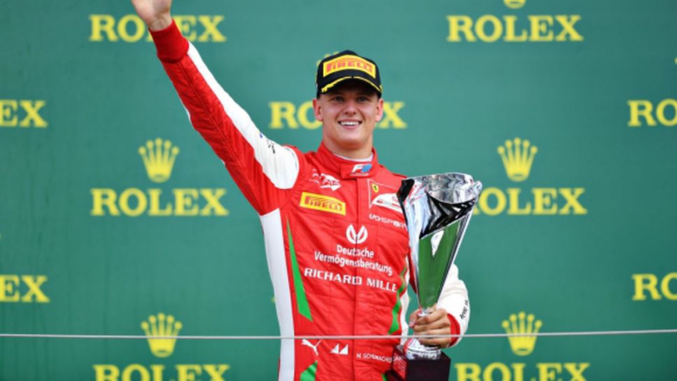 Мик Шумахер защити решението си да остане във Формула 2