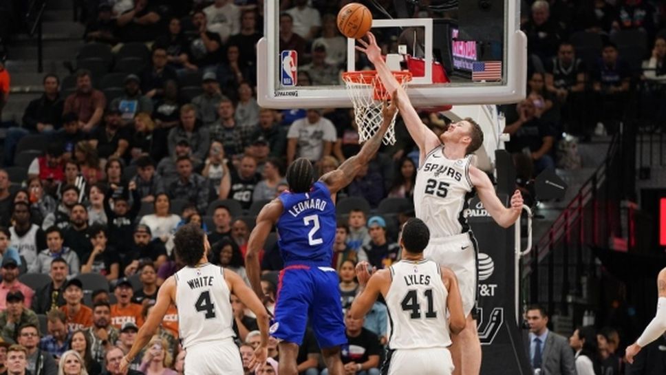 Сан Антонио спря собствената си и серията на Клипърс