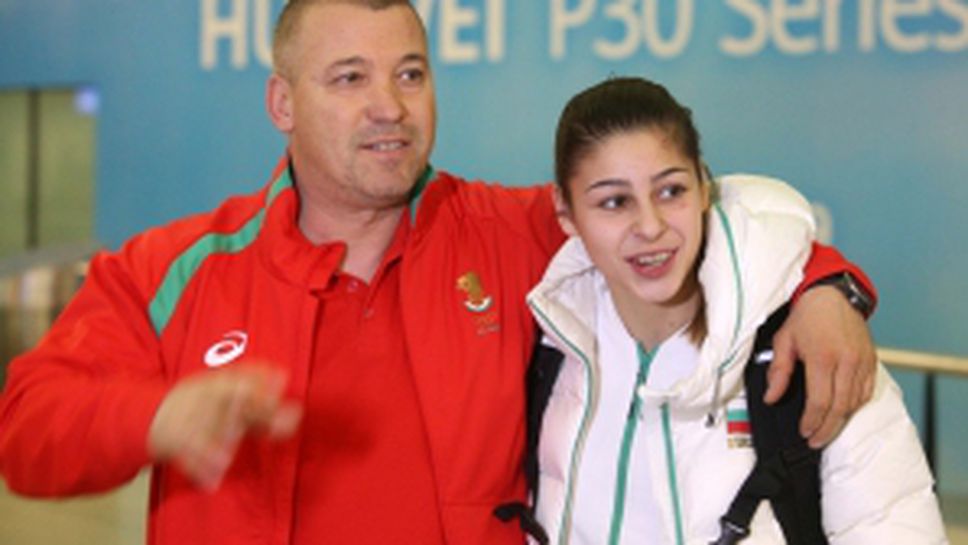 Александра Начева се прибра от Европейското