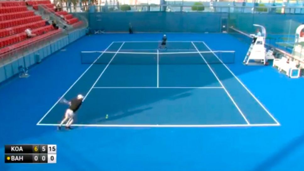 Посмейте се с този тенисист (видео)
