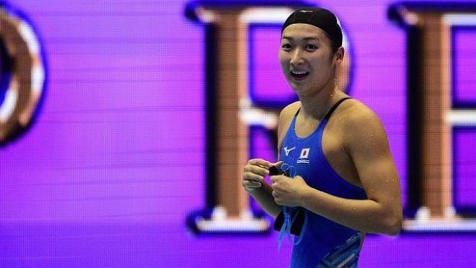 Изписаха от болницата борещата се с левкемия плувна звезда Рикако Икее