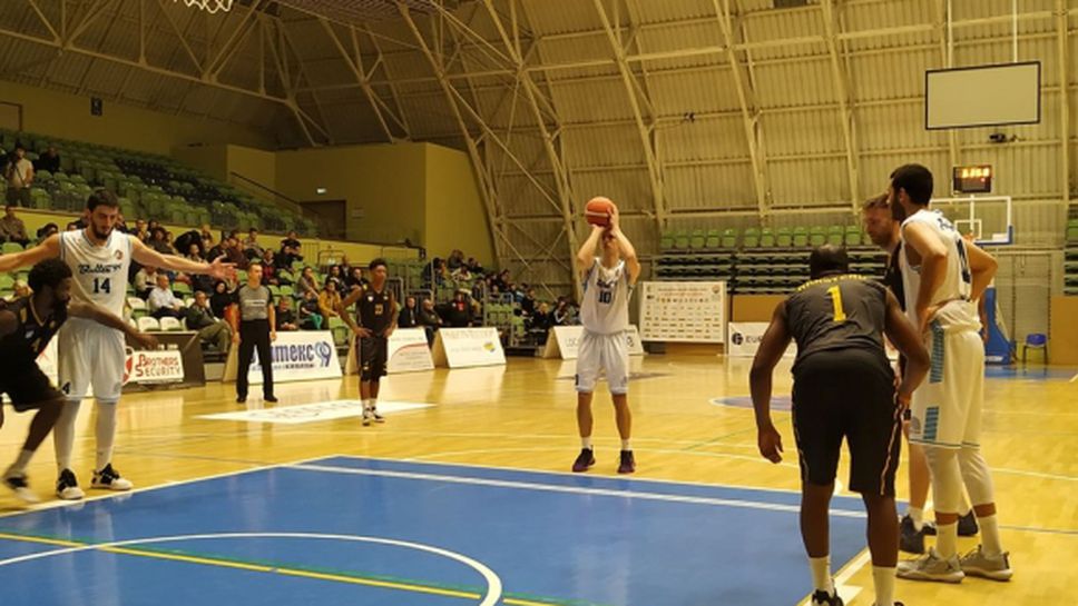 Академик Бултекс остана непобеден в Балканската лига