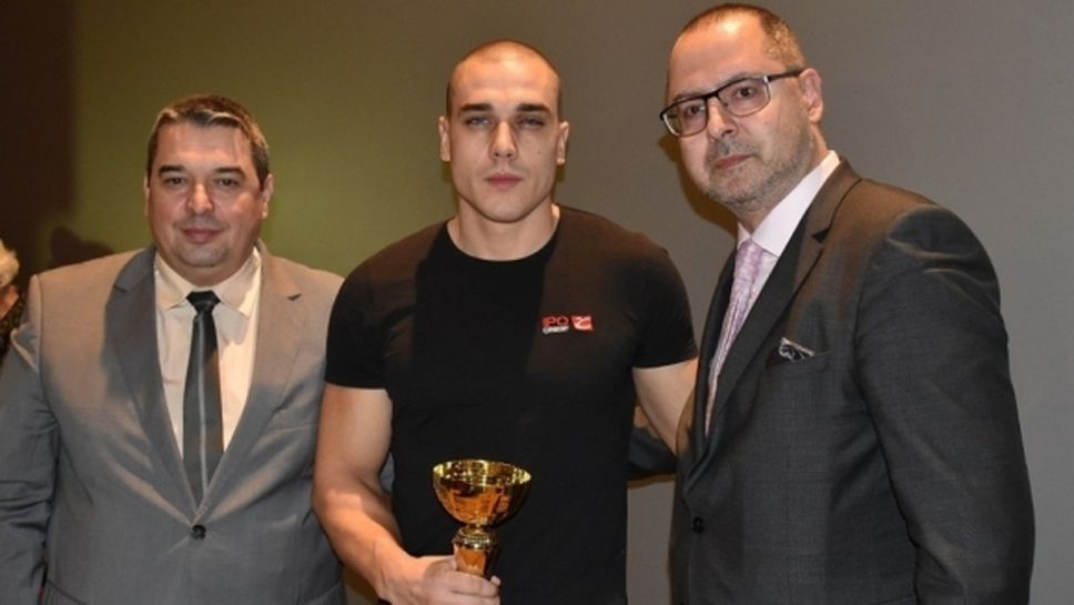 Световен шампион по канадска борба е Спортист №1 на Горна Оряховица