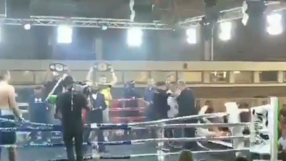 Боксьор падна от ринга, отменят мача