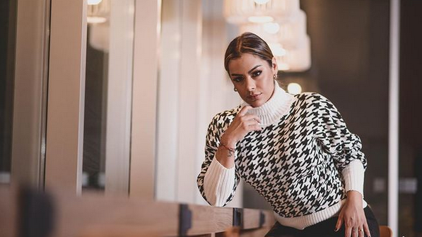 Лариса Рикелме напомни за себе си