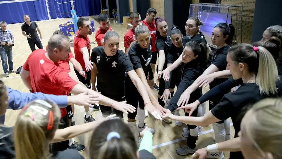 Волейболистките с първа тренировка в Пловдив (видео)🏐🇧🇬
