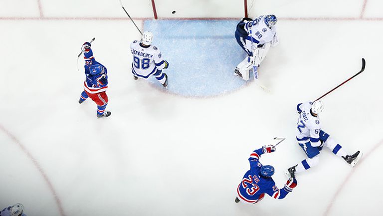 Ню Йорк Рейнджърс спечели първия мач от финалната серия в Източната конференция на НХЛ