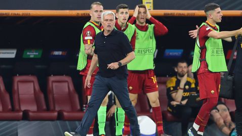  УЕФА стартира следствие против Моуриньо 