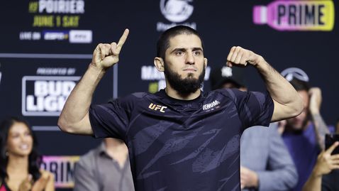  Махачев след триумфа на Мадалена: Време е да стана двоен първенец 