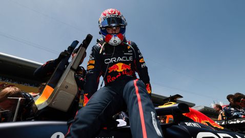  Верстапен изрази страдание за случая с Ръсел 