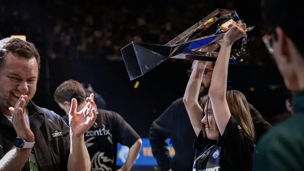 Team Spirit води по приходи преди Мейджъра