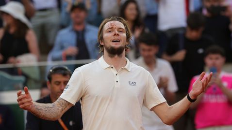 Бублик поднесе още една голяма изненада в Париж