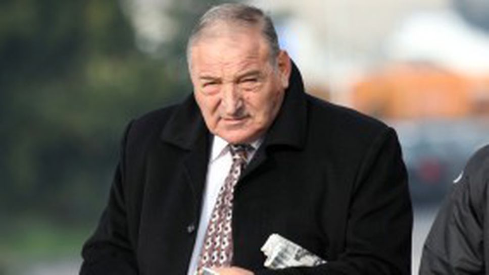 Димитър Пенев: Трябва да мислим за финала за Купата