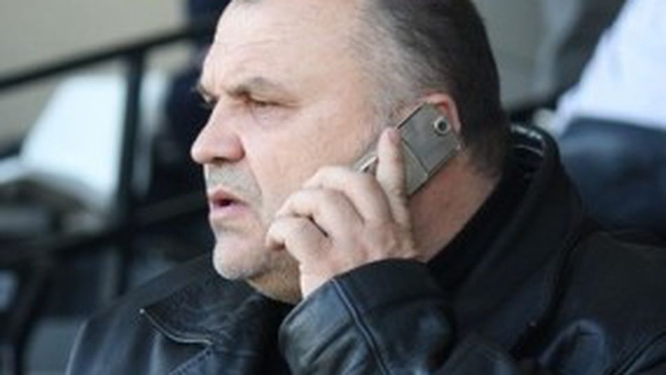 Емил Наков си тръгва от Пирин