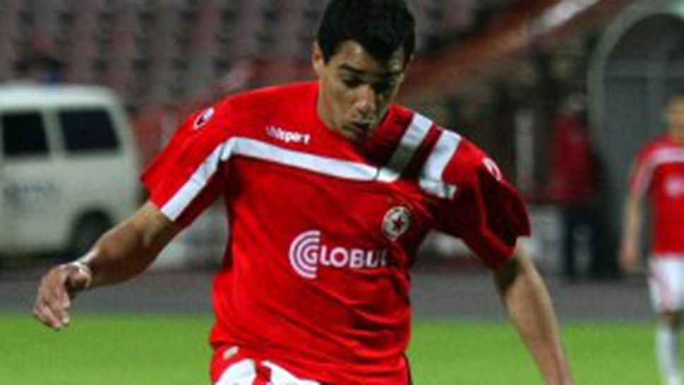 ПСЖ, Ланс и Лориен се облизват за Мишел Платини