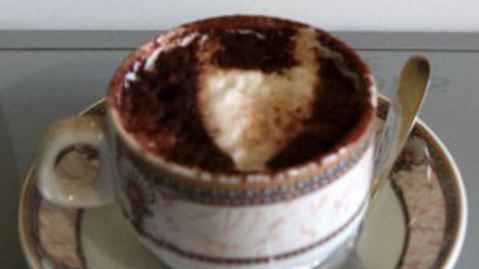 Неапол пощуря - на пазара капучино "Шампионска лига"