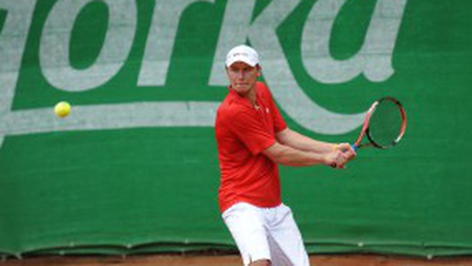 Грозданов и Грозев достигнаха 1/8-финалите на Zagorka Tennis Cup