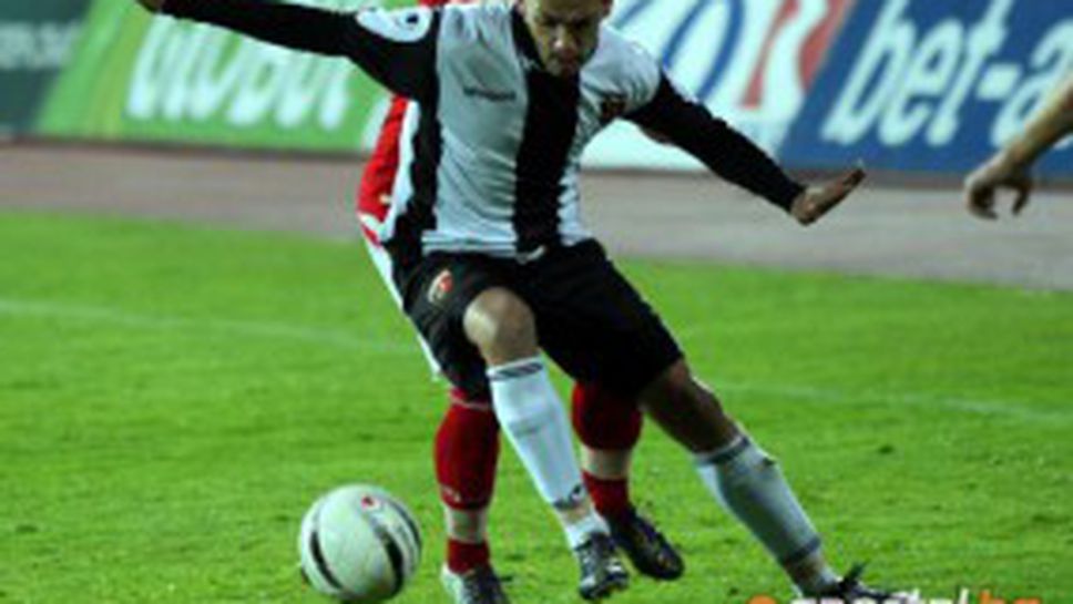 Дани Кики: ЦСКА са мишки спрямо Левски