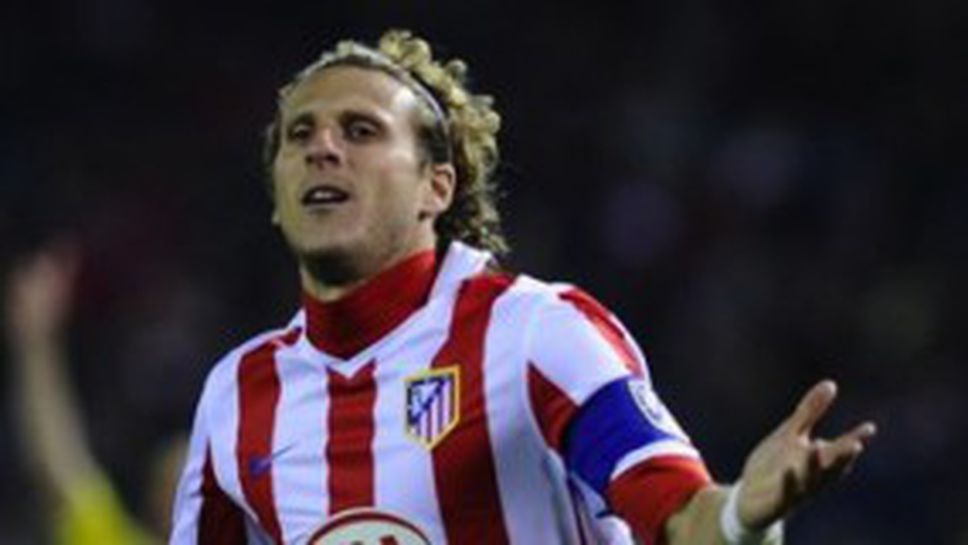 Отборът на Марадона пожела Диего Форлан