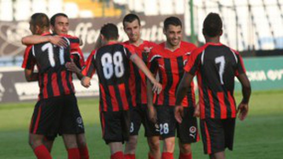 Стартираха преговорите за нови договори в Локо Сф