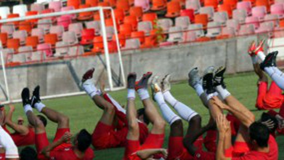 В ЦСКА тренират странни упражнения от Кьолнската школа