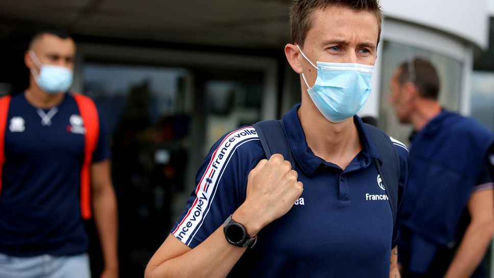 Франция пристигна за контроли с България U21