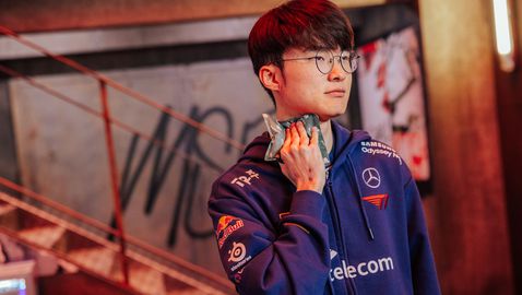 Контузия тревожи легендата Faker