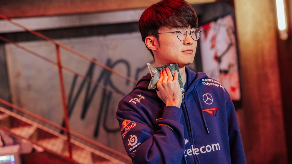 Контузия тревожи легендата Faker