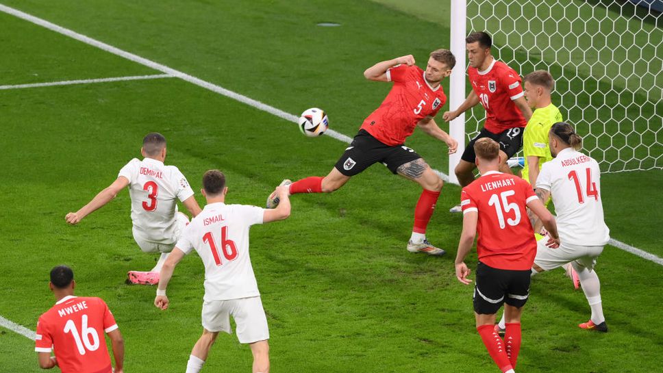 Австрия 0:1 Турция, натискът на австрийците се засилва