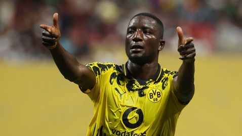  Нападател на Борусия (Дортмунд) се контузи и бе освободен от националния тим 