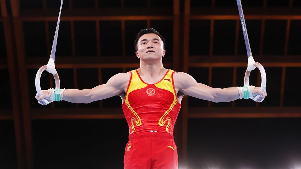 Китаец детронира Петруниас на халки